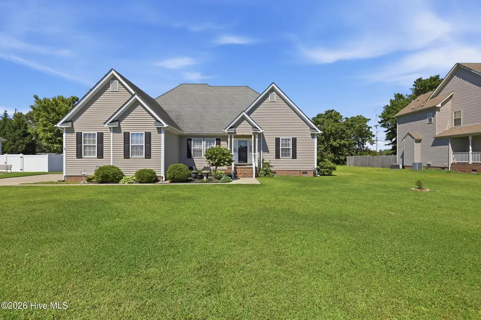 105 Center Cross Drive, Elizabeth City, NC 27909 – photo 1 of 61: 1__39a5020