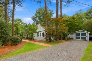 360 S Ashe Street, Southern Pines, NC 28387 – photo 5: Sayer_360SAshe-0005