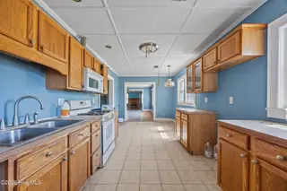 2472 Cedar Island Road, Cedar Island, NC 28520 — 3-bedroom home, Cedar Island, NC, photo 4 of 33: 2472 Cedar Island Rd