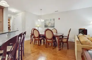 2537 St James Drive SE 1006, Southport, NC 28461 — 3-bedroom condo in St James, Southport, NC, photo 8 of 15: 08_beyc6aab4b6557e9a