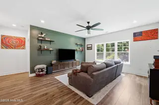 813 Bluebird Drive, New Bern, NC 28560 – photo 9: 17-web-or-mls-0C0A3830