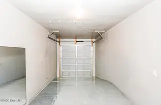 811 Sugar Creek Road, Rocky Mount, NC 27804 – photo 17: Attached Garage!