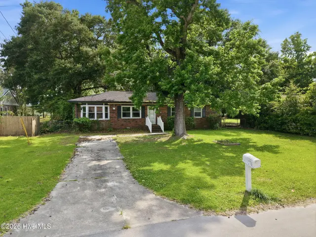 104 Princeton Drive, Jacksonville, NC 28546