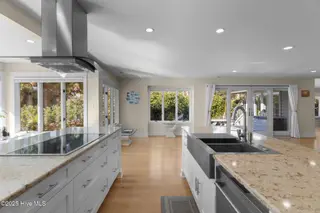 605 Ravenswood Road, Hampstead, NC 28443 – photo 19: Kitchen