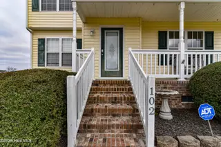 102 Majesty Court, Elizabeth City, NC 27909 – photo 4: DSC_1410