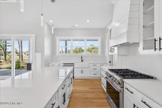520 S Middleton Drive NW, Calabash, NC 28467 – photo 14: Kitchen