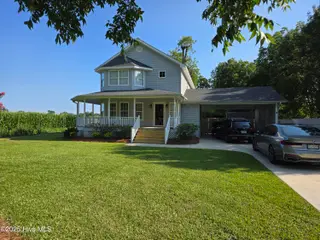 121 Schley Avenue, Lake Waccamaw, NC 28450 – photo 2: 20250707_172554