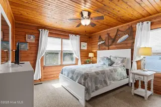 103 NE 17th Street, Oak Island, NC 28465 – photo 20: 20-web-or-mls-CAMMediaLLC.com (13 of 40)