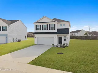 612 S Squires Run Lane, Richlands, NC 28574 – photo 2: Home Front