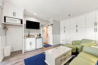 602 W Fort Macon Road 132, Atlantic Beach, NC 28512 – photo 4: 9-web-or-mls-IMG_8523_edit