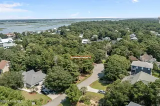 9704 Ashley Place, Emerald Isle, NC 28594 – photo 6: 9704 Ashley Pl