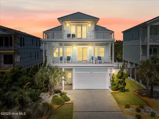 7004 E Beach Drive, Oak Island, NC 28465 – photo 12: 001-www