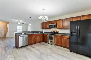 208 Glen Cannon Drive, Jacksonville, NC 28546 – photo 12: mls-DSC08472