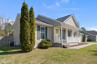 115 Laredo Drive, Jacksonville, NC 28540 – photo 1: 2-web-or-mls-115 Laredo Dr. 89