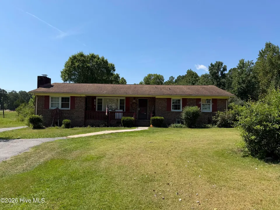 1029 Ramsey Road, Jacksonville, NC 28546 – photo 1 of 10