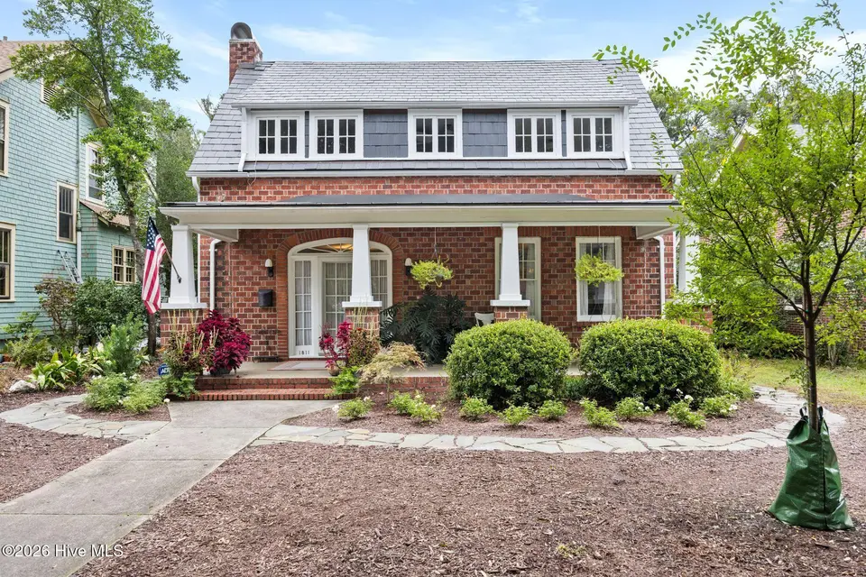 1811 Grace Street, Wilmington, NC 28405 – photo 1 of 70: 01front