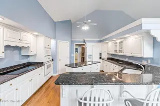 178 Edgewater Circle, Sunset Beach, NC 28468 — 3-bedroom home in Sea Trail Plantation, Sunset Beach, NC, photo 23 of 80: 23-web-or-mls-CAMMediaLLC.com Edgewater-