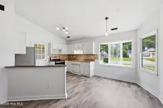 356 Lee Drive, Havelock, NC 28532 – photo 18: 18-print-0C0A9145