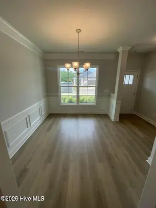 915 Caroline Court, New Bern, NC 28560 – photo 5: 1727 Dining Room1