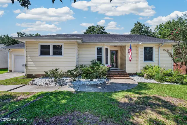 265 Bayberry Court, Jacksonville, NC 28540