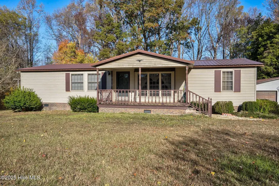 11972 Straight Gate Road, Whitakers, NC 27891 — 3-bedroom manufactured home, Whitakers, NC, photo 1 of 32: 002-11972StraightGateRoad-Whitakers-NC-2