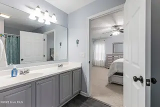1803 W Yacht Drive, Oak Island, NC 28465 – photo 21: En-suite