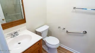 928 Summerlin Falls Court, Wilmington, NC 28412 – photo 11: Master Bathroom