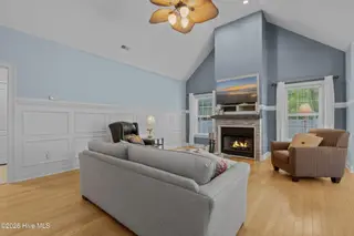 119 Cedar Tree Lane SW, Calabash, NC 28467 – photo 7: Gas log fireplace