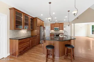 573 Coral Ridge Road, Pine Knoll Shores, NC 28512 – photo 11: Kitchen