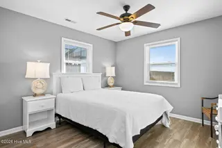 2005 Ocean Drive, Emerald Isle, NC 28594 – photo 11: IMG_4438