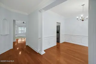 5004 Whitner Drive, Wilmington, NC 28409 — 4-bedroom home in Holly Glen Estates, Wilmington, NC, photo 4 of 45: 5004WhitnerDrive-5