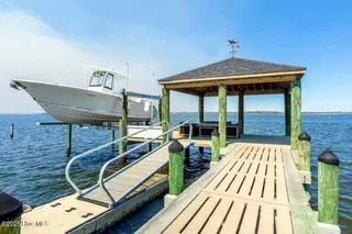 7012 Sound Drive, Emerald Isle, NC 28594 – photo 3: 7012 Sound Drive