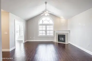 117 W Chelsea Court, Southern Pines, NC 28387 – photo 5: Living Room