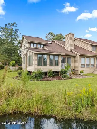 107 Egret Court, Hampstead, NC 28443 — 3-bedroom townhome in Olde Point Villas, Hampstead, NC, photo 2 of 48
