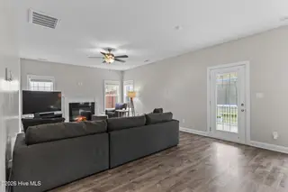 222 Wood House Drive, Jacksonville, NC 28546 – photo 6: Living Room