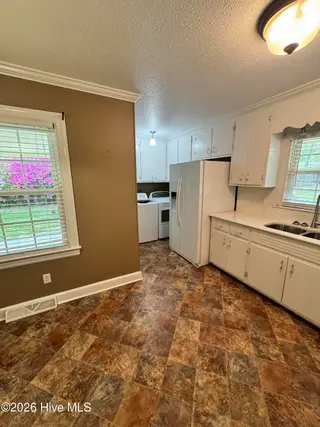 1311 Briarwood Drive NW, Wilson, NC 27896 – photo 10: IMG_7819