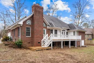126 Francis Marion Drive, Wilmington, NC 28411 – photo 9: 58-web-or-mls-Photo Feb 12 2025, 4 24 03