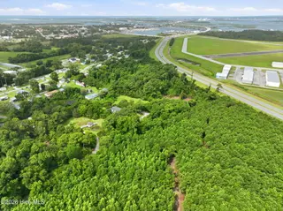 202 Mason Lane, Beaufort, NC 28516 – photo 14: 13-web-or-mls-202 Mason 011_edit