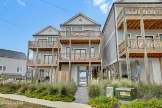 711 N Topsail Drive, Surf City, NC 28445 — 3-bedroom townhome in Dune Ridge, Surf City, NC, photo 2 of 65