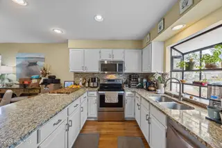 10051 Windward Drive, New Bern, NC 28560 – photo 5: KITCHEN VIEW I