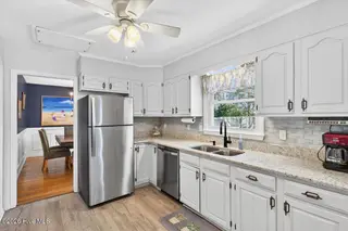204 NE 36th Street, Oak Island, NC 28465 – photo 23: 26-kahunaphoto