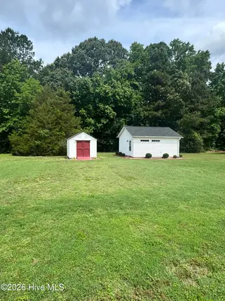 124 Stockbridge Drive, Selma, NC 27576 – photo 6: IMG_8383