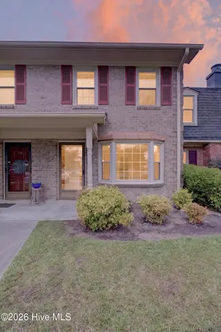 51 Barnes Street, Greenville, NC 27858 – photo 2: 002_DSC_8739#twilight