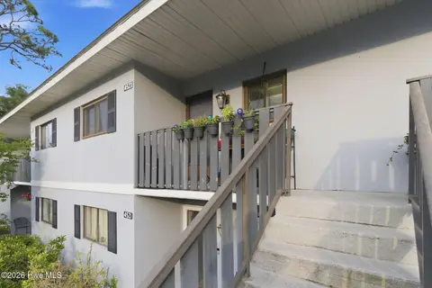 4523 Holly Tree Road 707, Wilmington