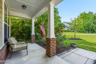 402 Canvasback Lane, Sneads Ferry, NC 28460 – photo 5: mls-DSC02592