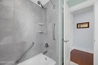 4451 Old Towne Street, Wilmington, NC 28412 – photo 19: 19_bathroom