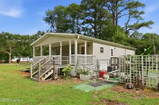 172 Gray Squirrel Lane, Newport, NC 28570 – photo 7: 5-web-or-mls-IMG_2406