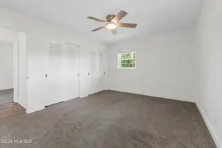 1705 River Drive, Morehead City, NC 28557 – photo 18: Primary bedroom