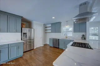 305 Country Club Drive, Trent Woods, NC 28562 – photo 5: 19-305_Country_Club-13