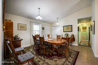 6203 Gondolier Drive, New Bern, NC 28560 – photo 11: Dining Room